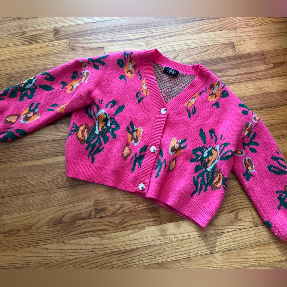 CIDER PINK FLORAL SWEATER